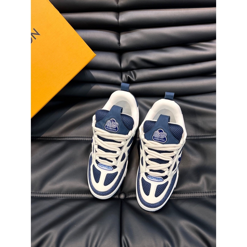 l**is V*t*n sneakers